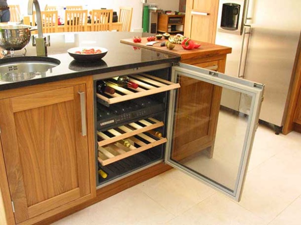 Dovetail Joint bespoke kitchen design