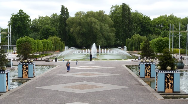 festival garden fountains battersea park